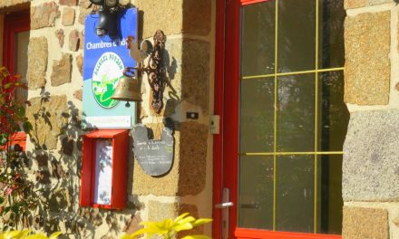 Accueil Paysan reçu par la Ministre déléguée chargée du Tourisme, dans le cadre de la loi Le Meur