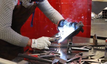 Se former, s’équiper, s’entraider avec l’Atelier Paysan